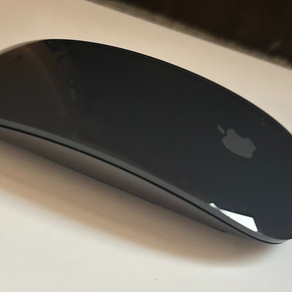 Apple Wireless Magic Keyboard & Mouse